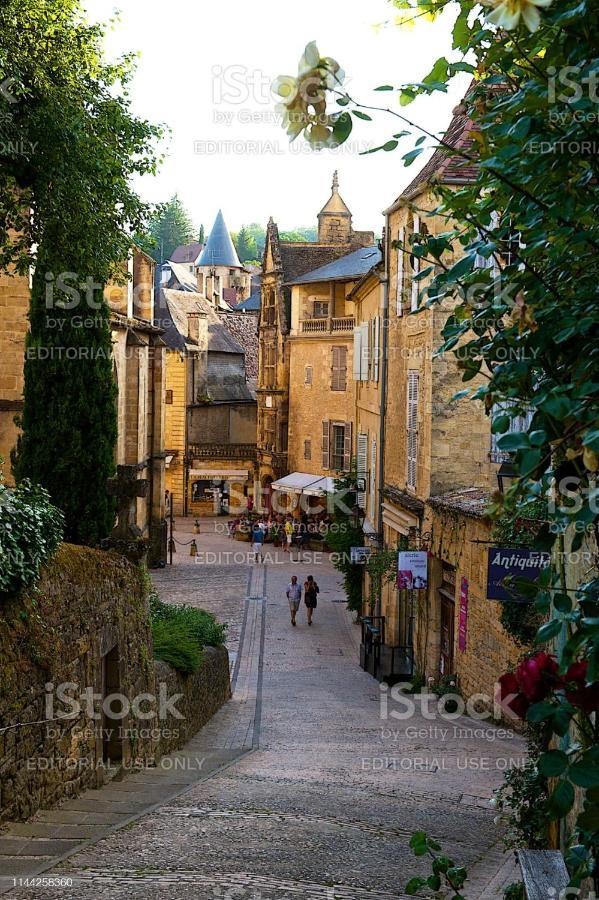 Studio2 Fontaine De L'Amour Sarlat-la-Canéda Zewnętrze zdjęcie